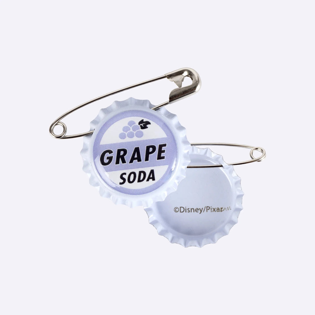Grape Soda speld voor- en achterkant