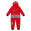 Disney Cars onesie jongens rood met Lightning McQueen capuchon en geblokte band vooraanzicht