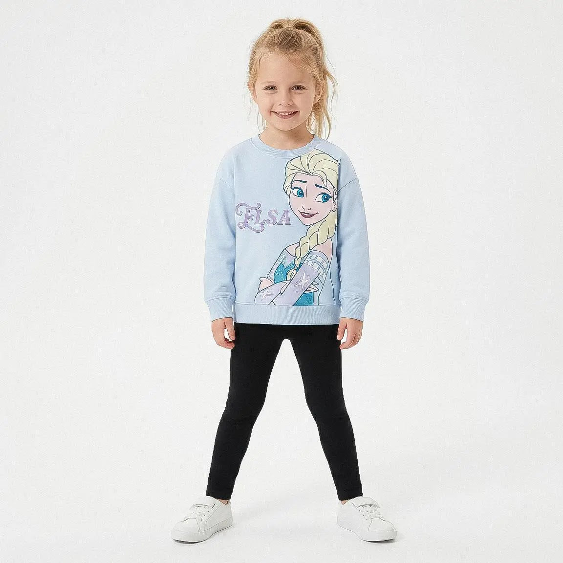 Meisje in Frozen Elsa sweater vooraanzicht