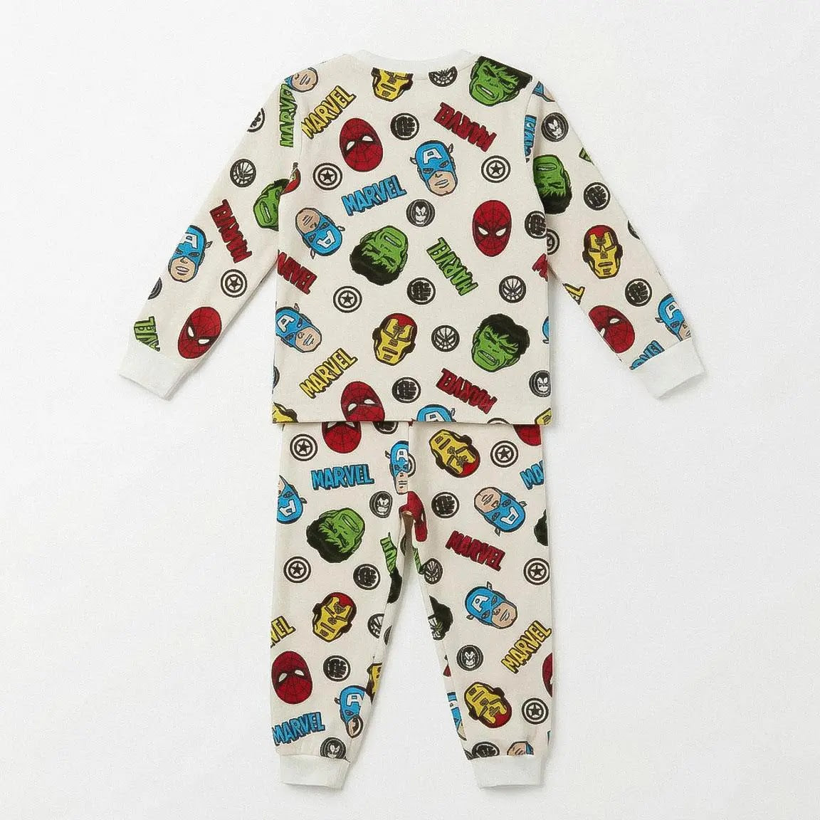 Avengers pyjama achterkant met dezelfde print