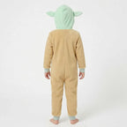 Kind in Grogu onesie gezien van achteren