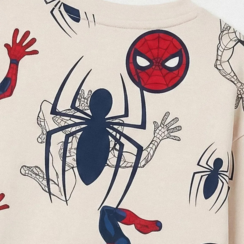 Detail spin en Spiderman schets op de rug