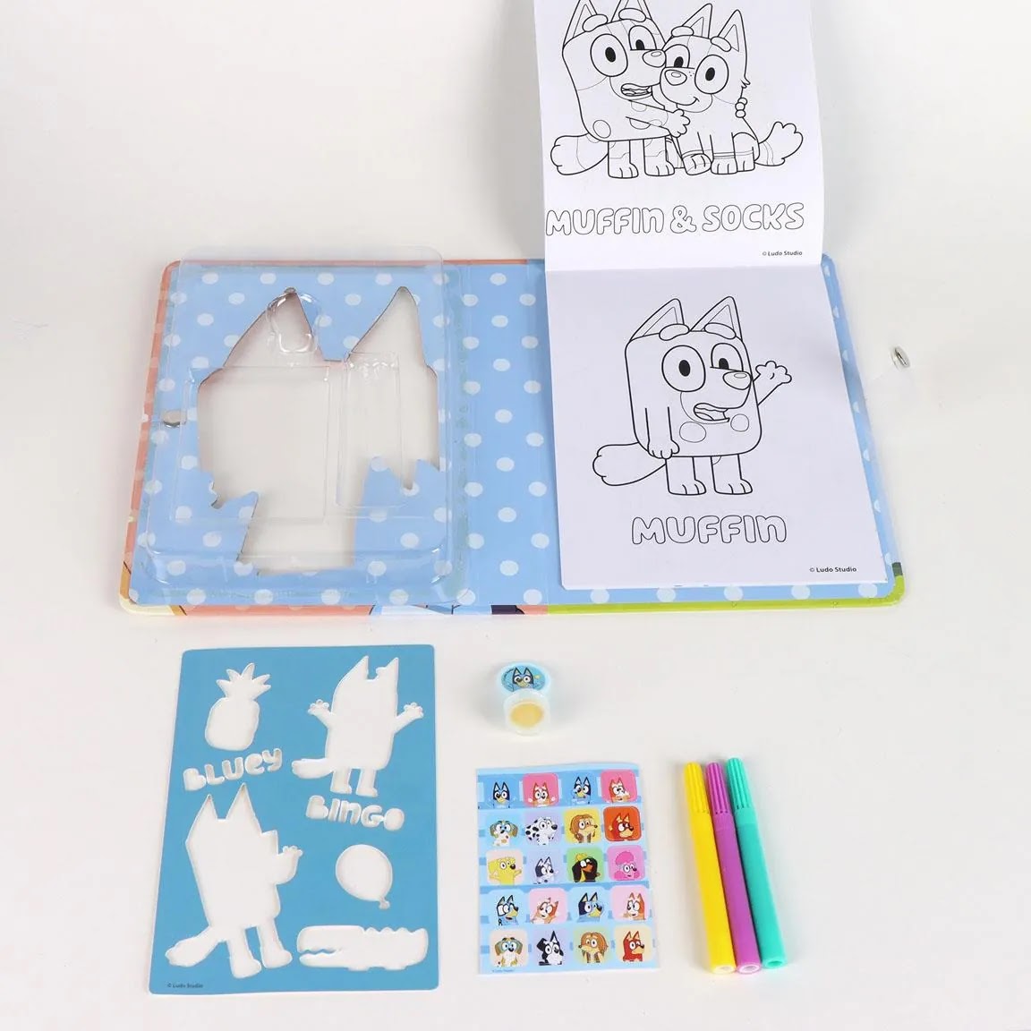 Bluey activiteitenboek complete inhoud