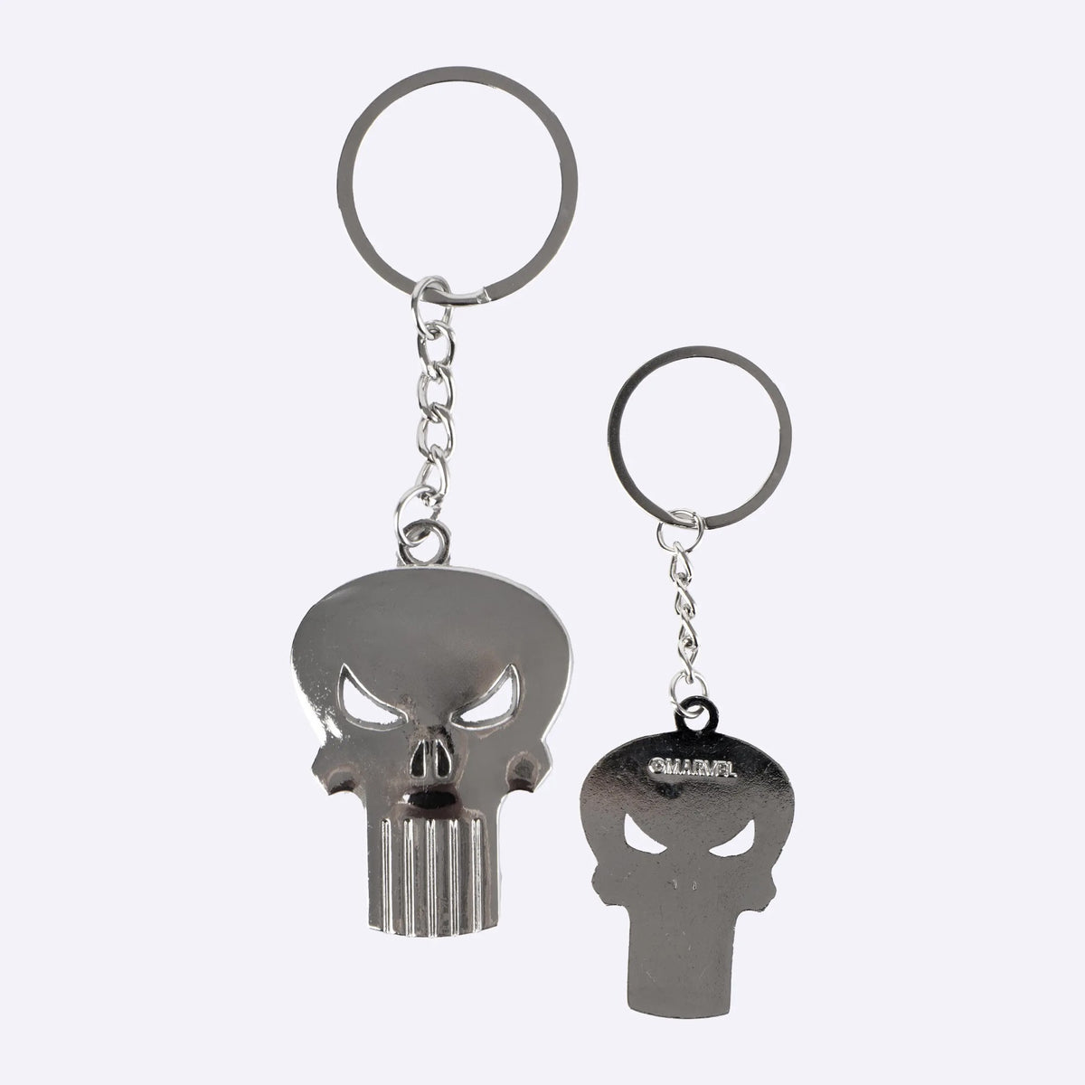 Metalen sleutelhanger met Punisher doodshoofd, voor- en achterkant