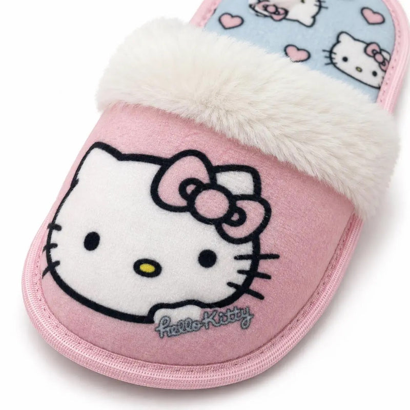 Detail Hello Kitty afbeelding en pluche rand