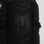 Spiderman rugzak detail spinlogo op de voorkant