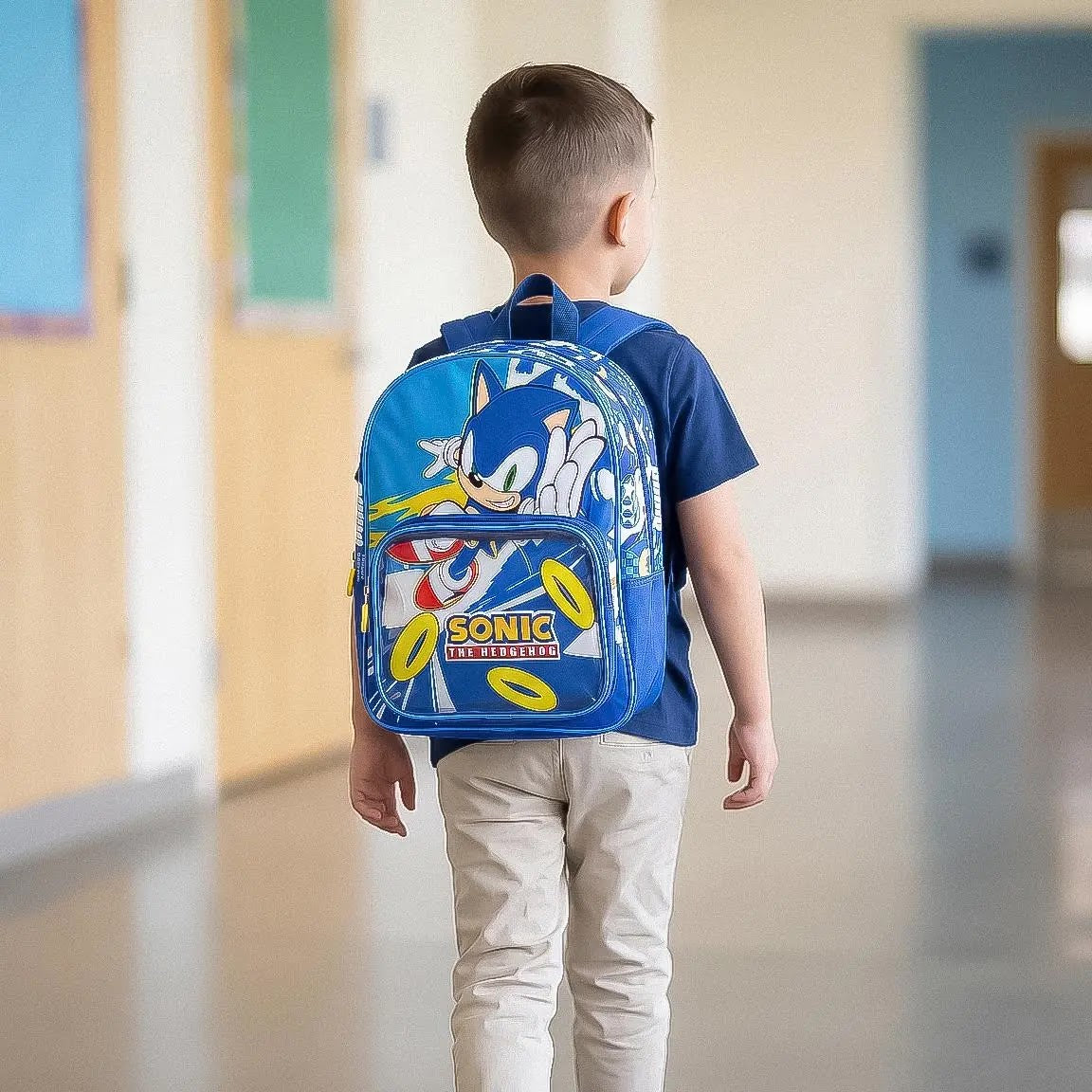 Sonic rugzak in gebruik op school