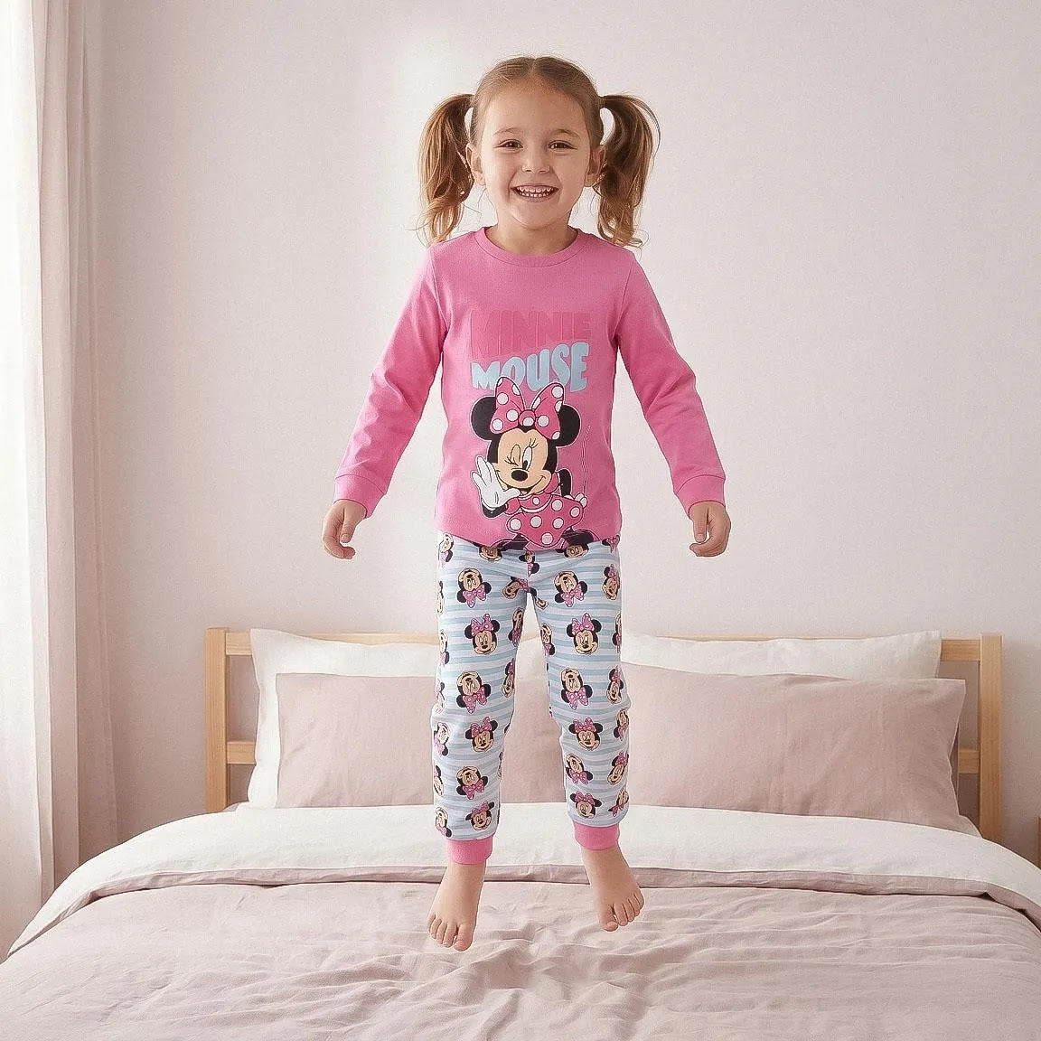 Disney Minnie Mouse Pyjama lifestyle
