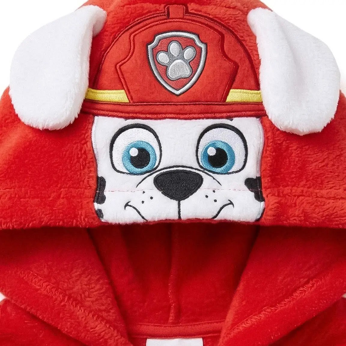 Detail capuchon met gezicht van Marshall en Paw Patrol embleem op de helm