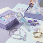 Frozen beautyset uitgestald naast de geopende cadeaudoos
