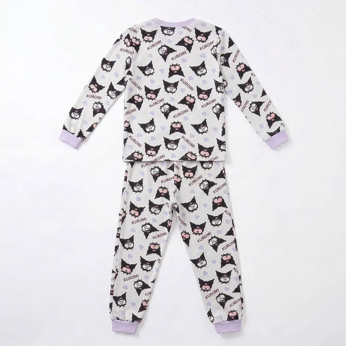 Kuromi pyjama shirt en broek plat neergelegd