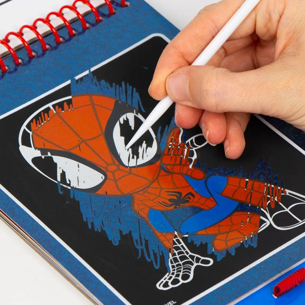 Marvel Spidey krasboek kleuren krassen