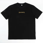 Zwart Lord of the Rings T-shirt voorkant met klein goudkleurig logo