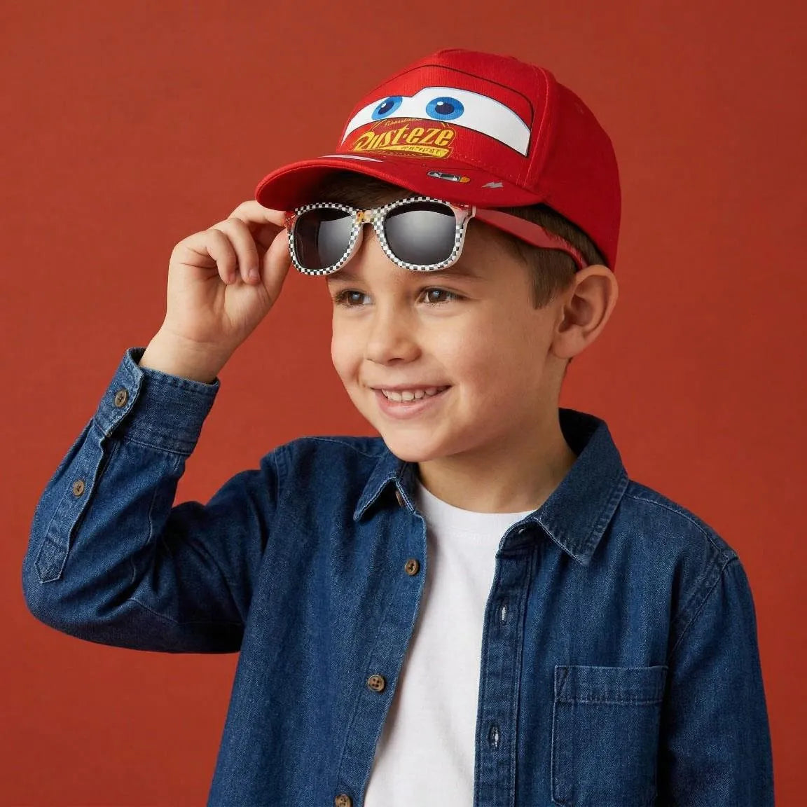 Disney Cars Pet met Zonnebril Lightning McQueen Officiële Merchandise