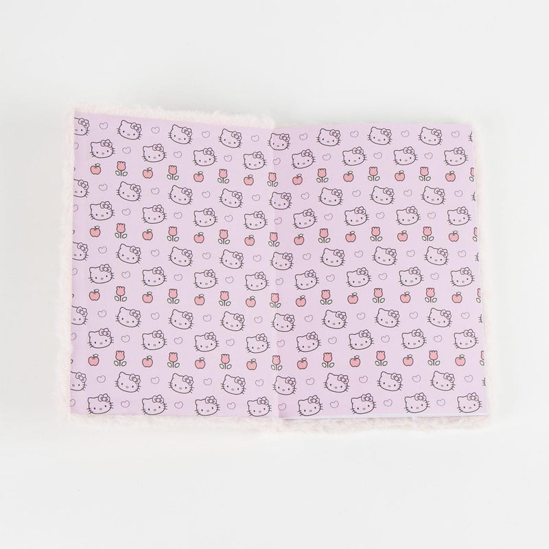 Hello Kitty Fluffy Notebook – Roze Pluche Notitieboek – Schattig Dagboek met Hartmotief