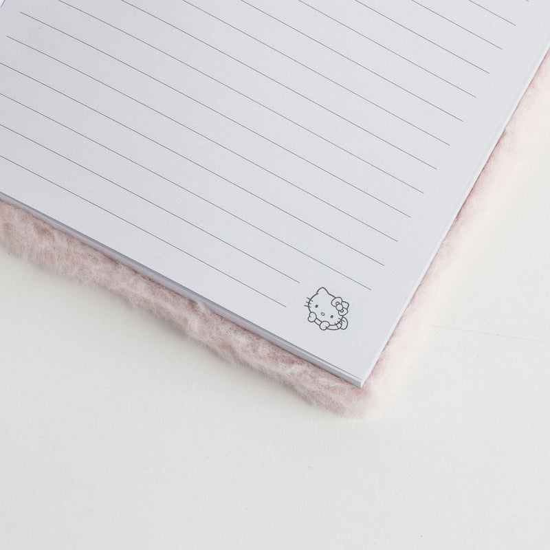 Hello Kitty Fluffy Notebook – Roze Pluche Notitieboek – Schattig Dagboek met Hartmotief