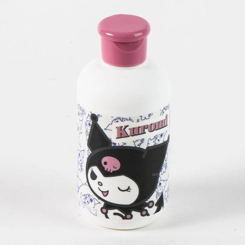 Kuromi Verzorgingsset Meisjes met Transparante Toilettas Handdoek Haarborstel en Hervulbaar Flesje Officieel Gelicenseerd