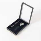 Geopende Punisher cadeaudoos met de schrijfset erin
