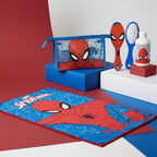 Spiderman Verzorgingsset Jongens met Transparante Toilettas Handdoek Haarborstel en Hervulbaar Flesje Officieel Gelicenseerd