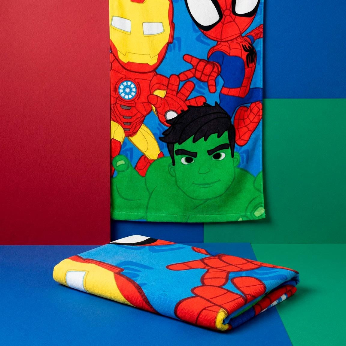 Spidey Strandlaken – 70x140 cm – Polyester – Sneldrogend – Lichtgewicht – Spidey and his Amazing Friends