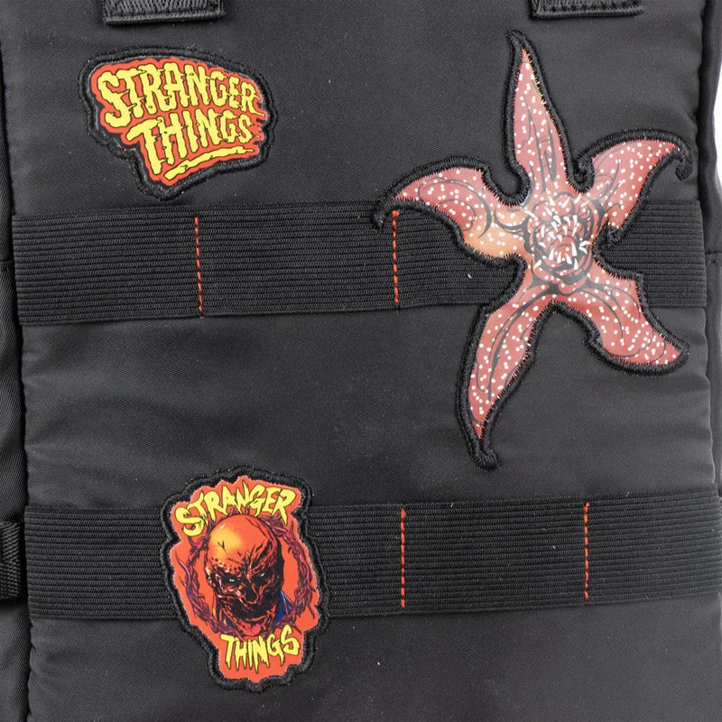Stranger Things Rugzak – Zwarte Rugtas met Demogorgon Patch & Rode Details
